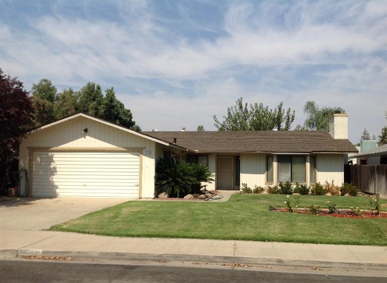 1711 Holland Ave, Clovis, CA 93611 photo 1