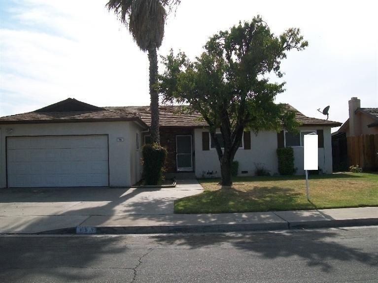 162 W Swift Ave, Clovis, CA 93612 photo 1