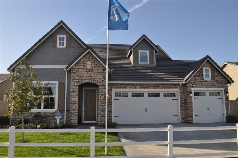 3128 Poe Ave, Clovis, CA 93619 photo 1