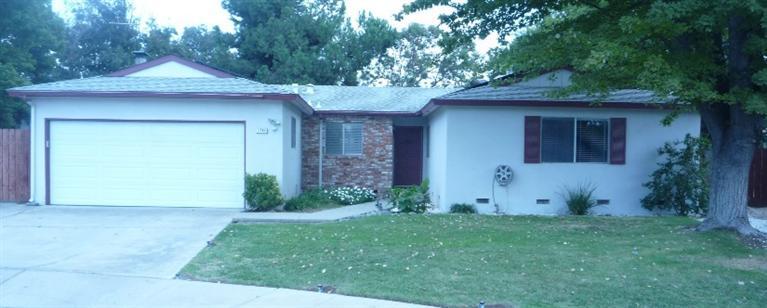 1760 Santa Ana Ave, Clovis, CA 93611 photo 1