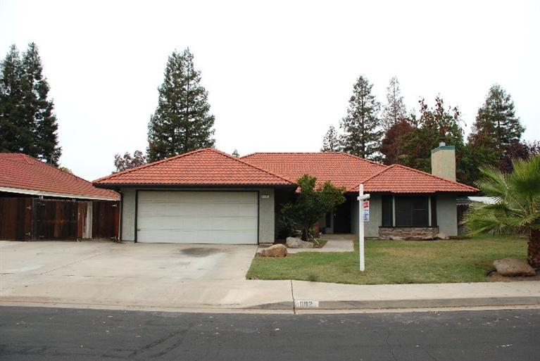 1182 Jasmine Ave, Clovis, CA 93611 photo 1