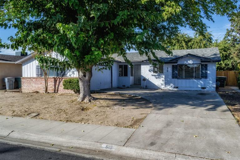 615 San Gabriel Ave, Clovis, CA 93612 photo 1