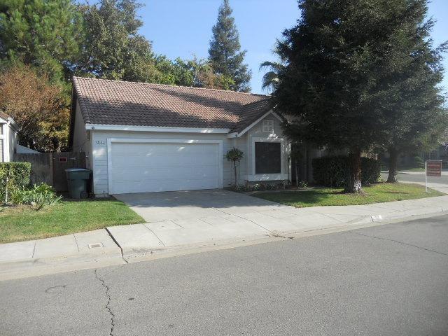 971 N Homsy Ave, Clovis, CA 93611 photo 1
