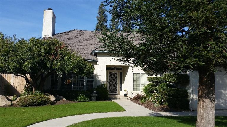 2114 E Shea Dr, Fresno, CA 93720 photo 1
