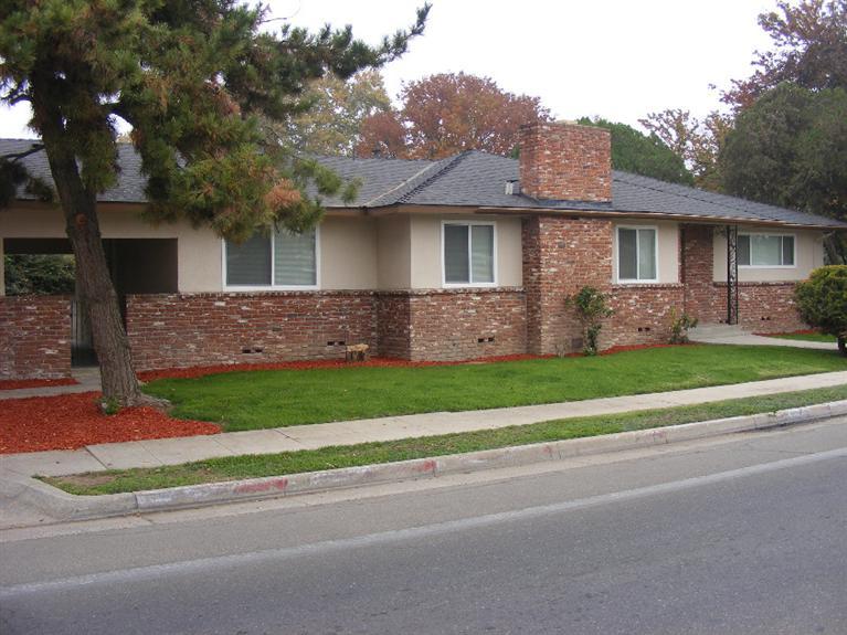 7 E Strother Ave, Fresno, CA 93706 photo 1