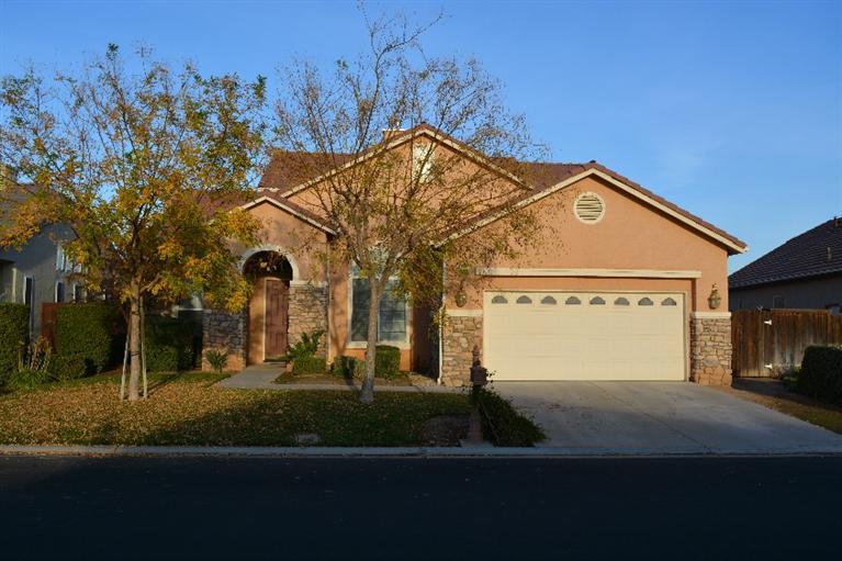 4730 N Windward Way, Clovis, CA 93619 photo 1