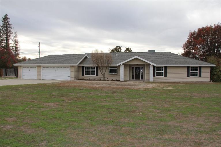 12762 Charlton Rd, Madera, CA 93636 photo 1