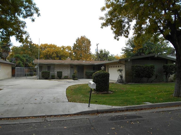 2812 Westgate Dr, Madera, CA 93637 photo 1