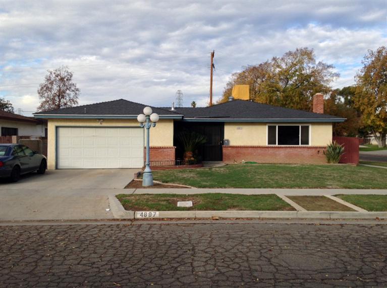 4897 E Pine Ave, Fresno, CA 93727 photo 1