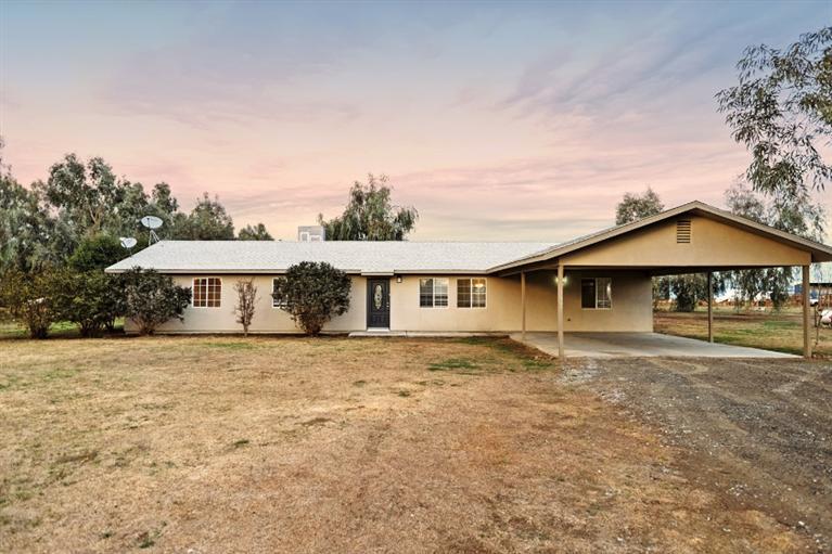 11669 9th Ave, Hanford, CA 93230 photo 1
