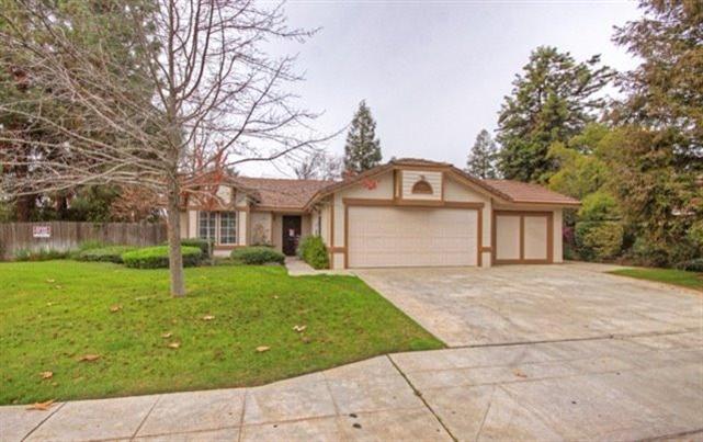 940 Mc Arthur Ave, Clovis, CA 93611 photo 1