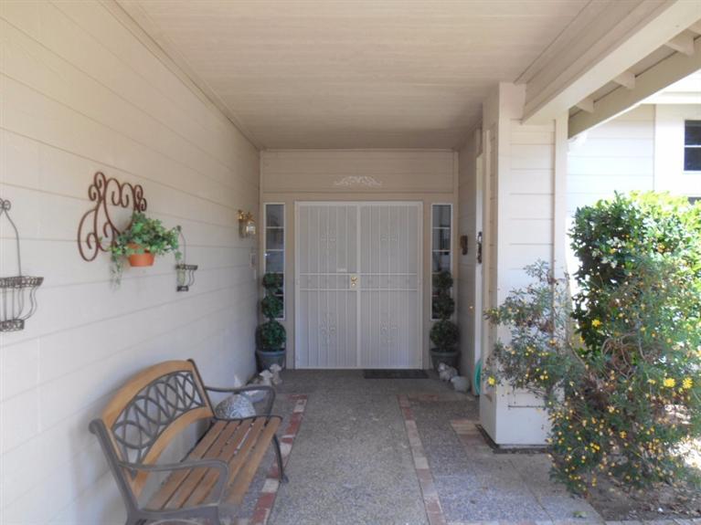 2579 Beverly Ave, Clovis, CA 93611 photo 1