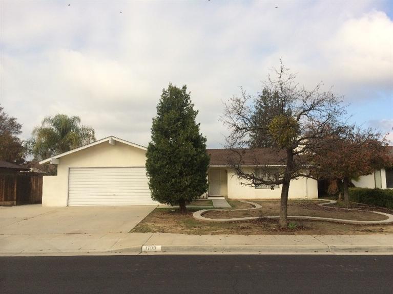 1703 Richert Ave, Clovis, CA 93611 photo 1