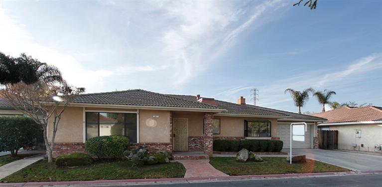 837 E Fallbrook Ave, Fresno, CA 93720 photo 1