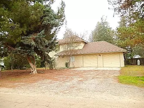 19161 Panoramic Dr, Madera, CA 93638 photo 1