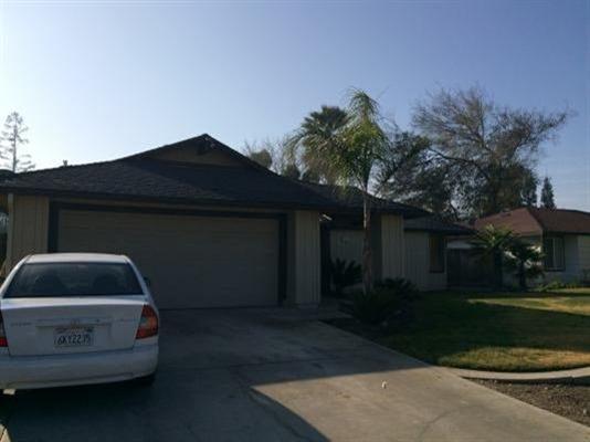 15421 W Monterey Ln, Kerman, CA 93630 photo 1