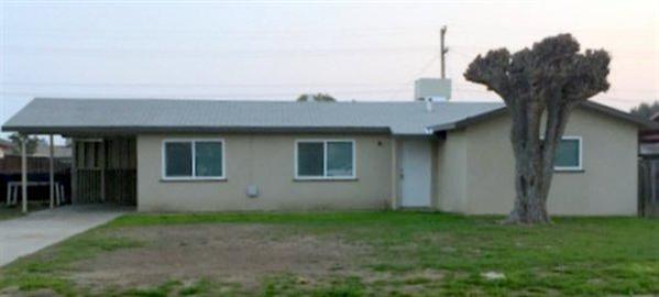 8661 E Khan St, Selma, CA 93662 photo 1
