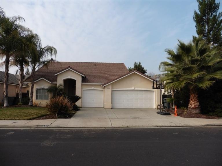 712 Hanson Ave, Clovis, CA 93611 photo 1