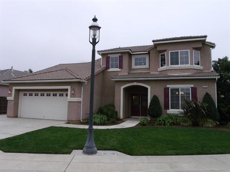 1143 N Applegate Ave, Clovis, CA 93611 photo 1