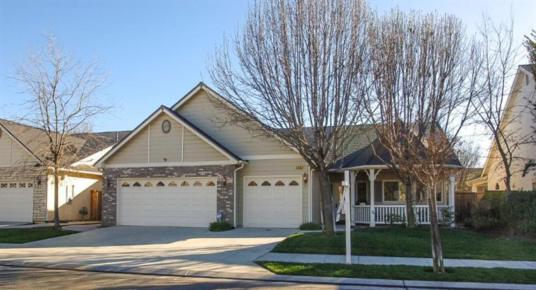 526 Everglade Ave, Clovis, CA 93619 photo 1