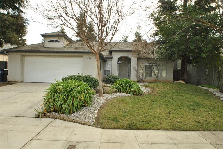 240 W Birch Ave, Clovis, CA 93611 photo 1