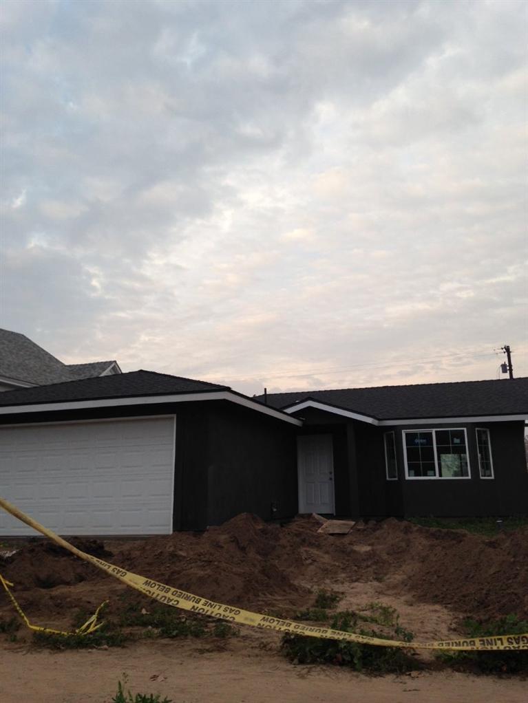 321 E Central Ave, Madera, CA 93638 photo 1