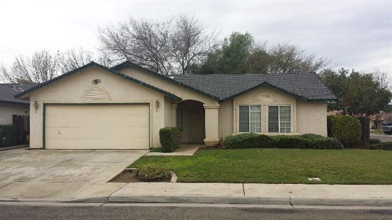 1102 Concord Ave, Madera, CA 93637 photo 1