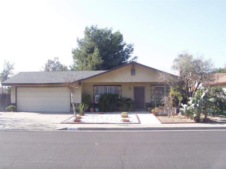 3024 Adler Ave, Clovis, CA 93612 photo 1
