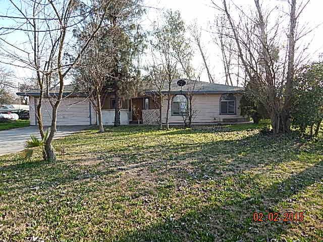 25466 Whitworth Dr, Madera, CA 93638 photo 1