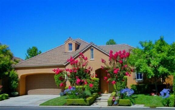 1786 N Hughes Ave, Clovis, CA 93619 photo 1