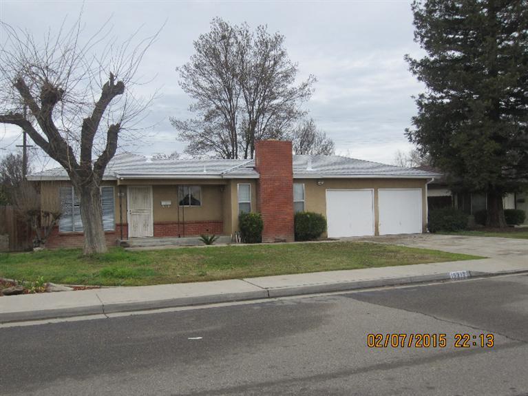 15312 W San Joaquin Ave, Kerman, CA 93630 photo 1