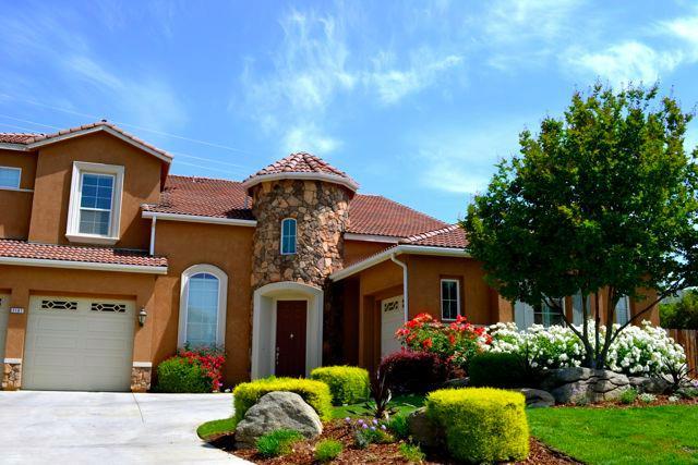 3181 Serena Ave, Clovis, CA 93619 photo 1