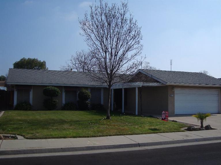 845 Purdue Ave, Clovis, CA 93611 photo 1