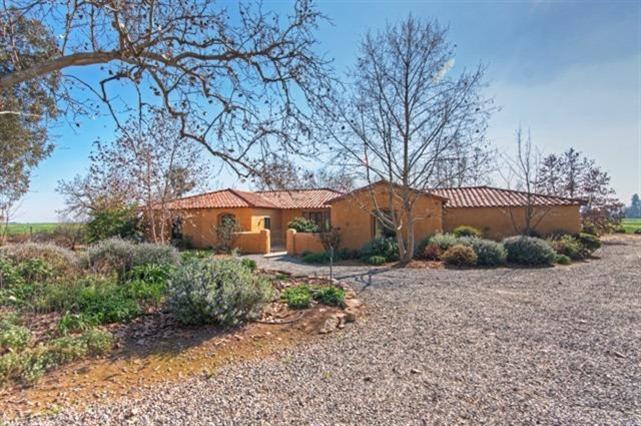 5693 E Behymer Ave, Clovis, CA 93619 photo 1