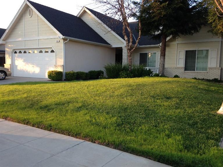 251 W Serena, Clovis, CA 93619 photo 1