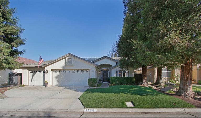 1784 Emerald Ave, Fresno, CA 93720 photo 1
