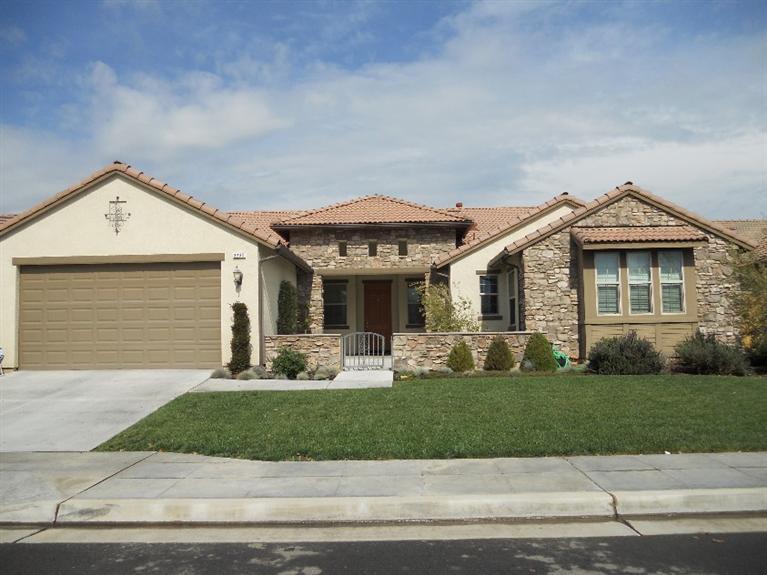 3235 Lincoln Ave, Clovis, CA 93619 photo 1