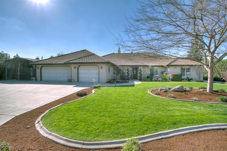 11808 Cranberry Rd, Madera, CA 93636 photo 1