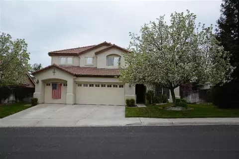 2914 Laverne Ave, Clovis, CA 93611 photo 1