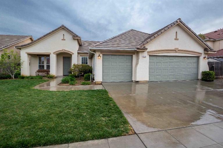 2670 Stuart Ave, Clovis, CA 93611 photo 1