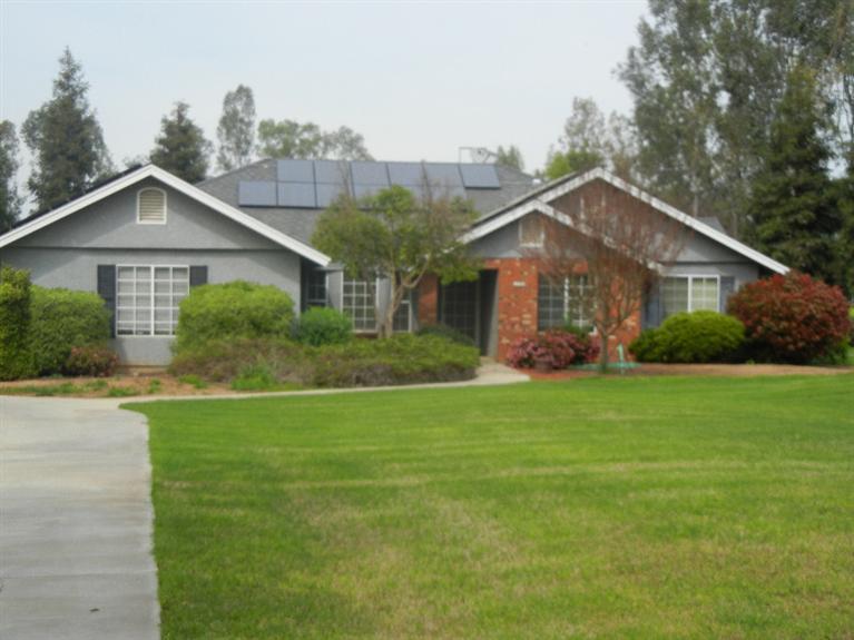 5379 N Mccall Ave, Clovis, CA 93619 photo 1