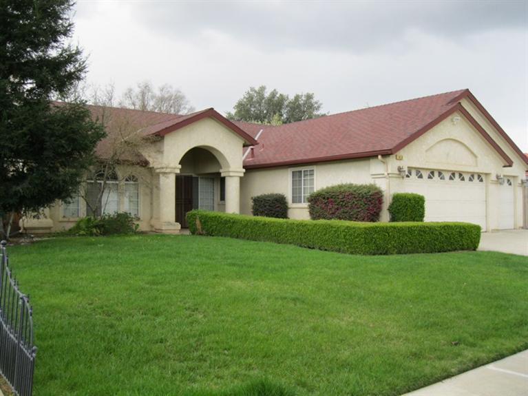 1458 Minarets Ave, Clovis, CA 93611 photo 1