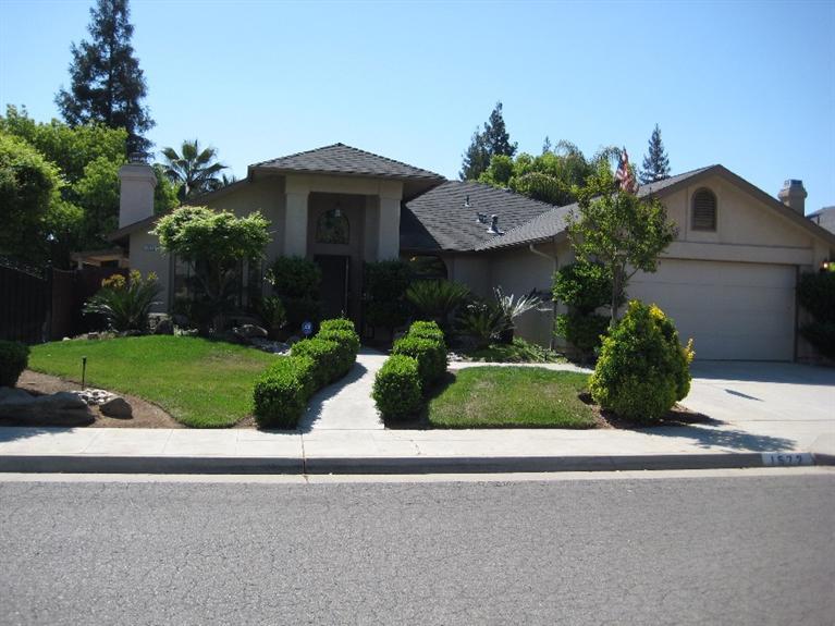 1572 Goshen Ave, Clovis, CA 93611 photo 1