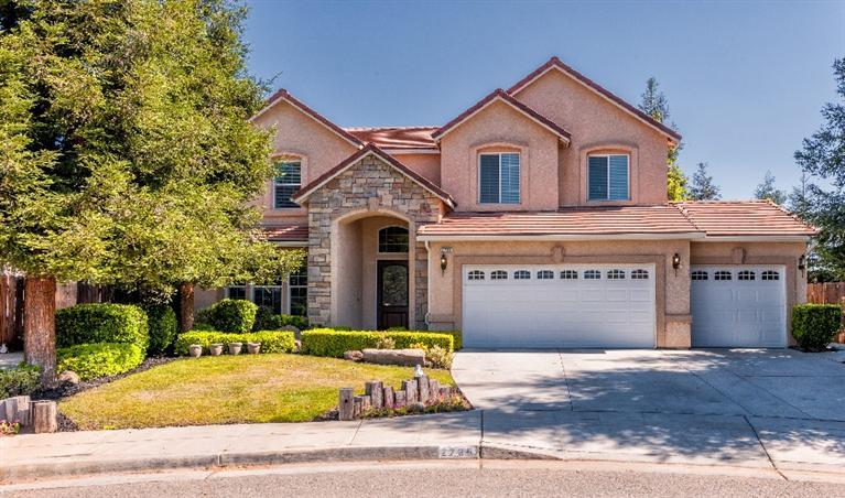 2735 Robinwood Ave, Clovis, CA 93611 photo 1