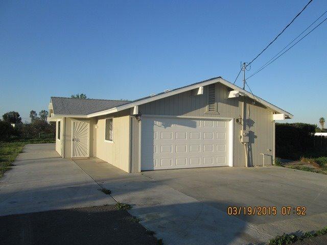17112 Monreal Rd, Madera, CA 93636 photo 1