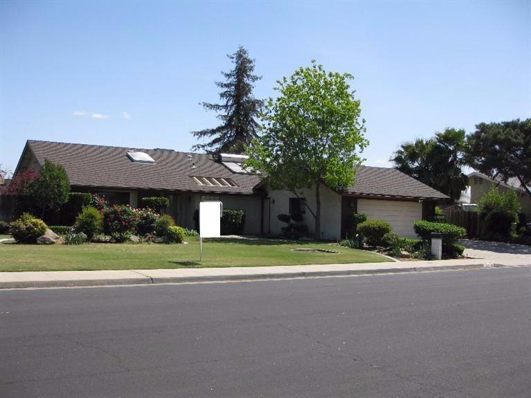 133 Lind Ave, Clovis, CA 93612 photo 1