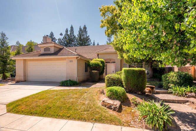 2231 E Ryan Ave, Fresno, CA 93720 photo 1