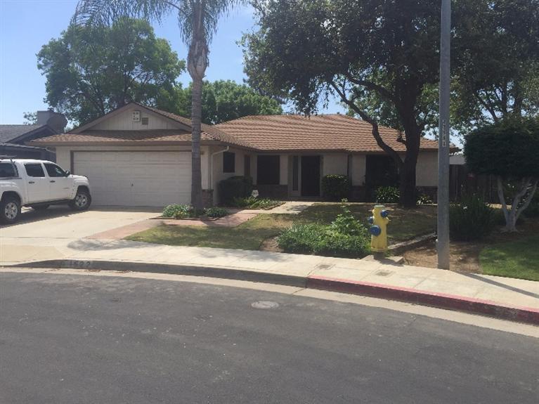 1522 Buckingham Ave, Clovis, CA 93611 photo 1