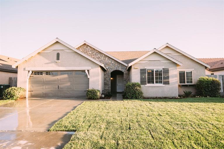 1221 Ryan Ave, Fowler, CA 93625 photo 1