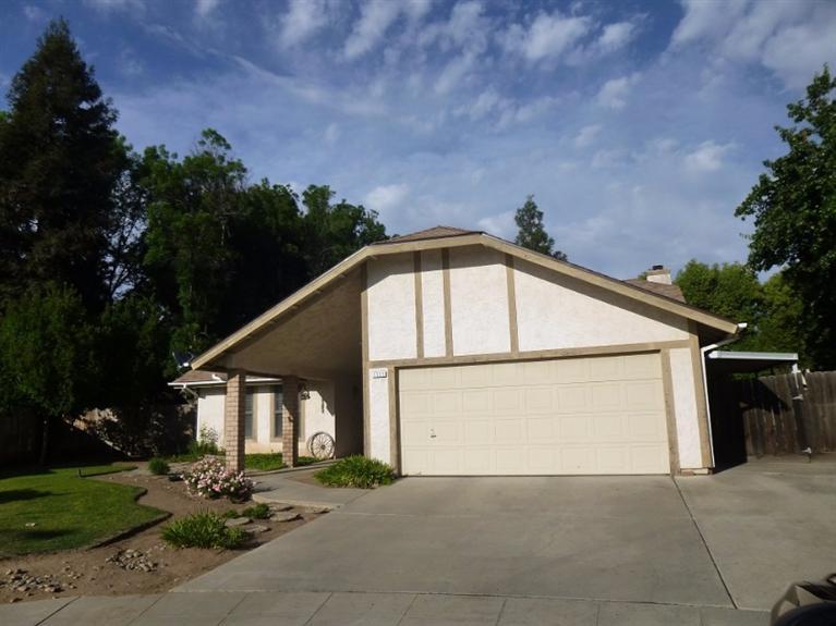 1111 Magnolia Ave, Clovis, CA 93611 photo 1